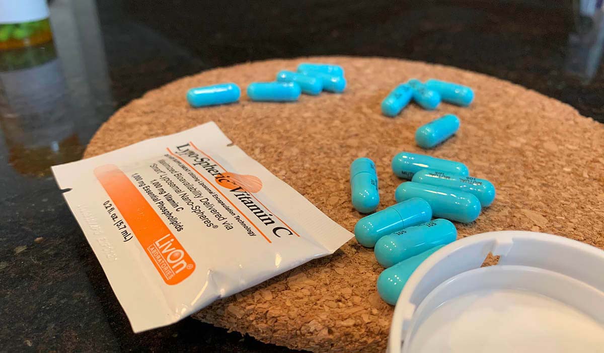 packet of lypo-spheric vitamin c with blue pills